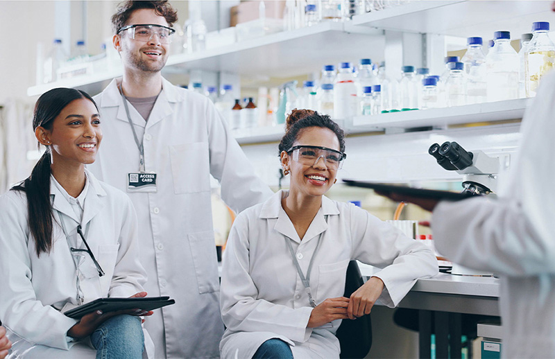 Capacitación técnica en equipos analíticos